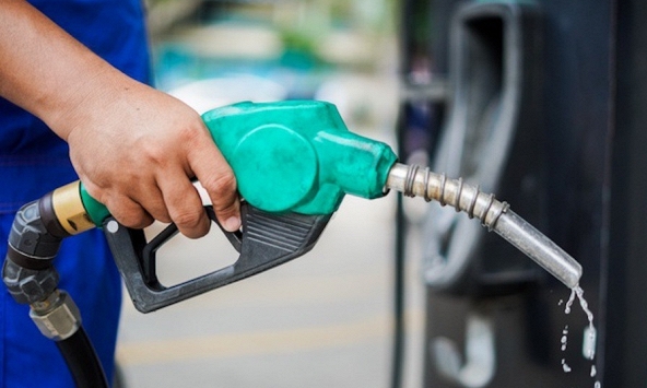 Chính phủ trình giảm thuế bảo vệ môi trường đối với xăng dầu
