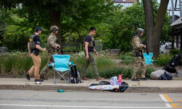 Video tiết lộ các vụ nổ súng liên hoàn trong cuộc diễu hành Ngày Độc lập ở Chicago