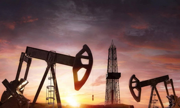 Giá xăng dầu hôm nay 7/7: Tiếp tục giảm, xuống dưới 100 USD/thùng