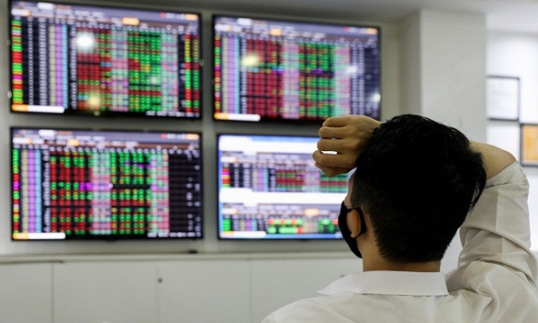 Chứng khoán hôm nay 7/7: Nhà đầu tư bớt bi quan, VN-Index khởi sắc