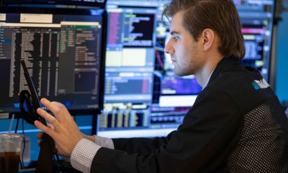 Thị trường chứng khoán khởi sắc sau khi Fed công bố các biên bản chính thức