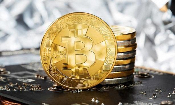 Giá Bitcoin hôm nay 8/7: Tăng vọt, vượt mức 21.000 USD