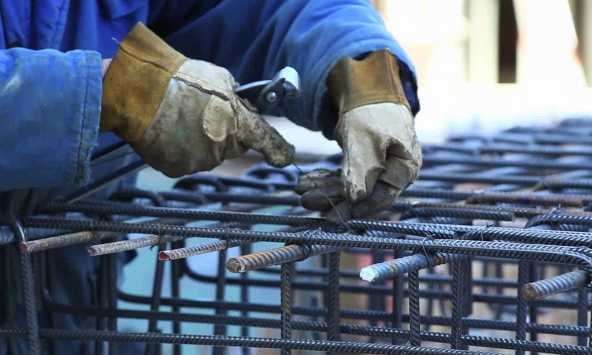 Thị trường thép trong nước duy trì ổn định, giá cát bê tông tăng lên hơn 20%