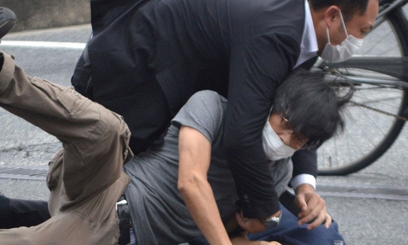 Xác định động cơ của kẻ ám sát ông Shinzo Abe