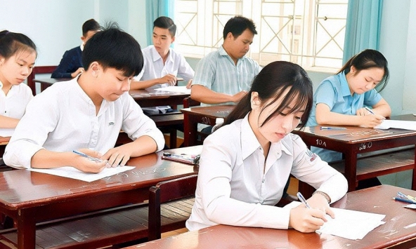 Từ năm 2025 sẽ thay đổi cách thi tốt nghiệp THPT