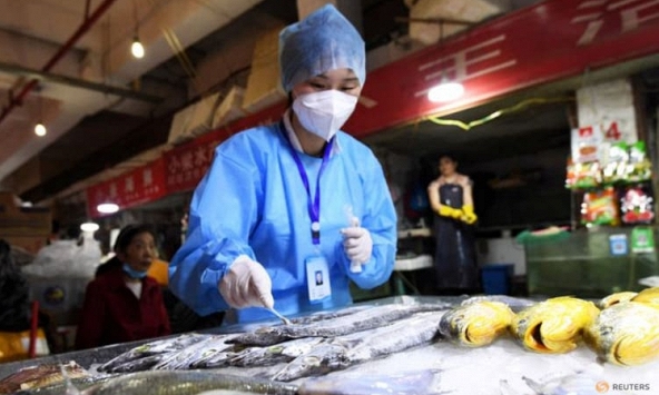 Trung Quốc yêu cầu chính quyền địa phương bỏ kiểm tra COVID-19 đối với một số hàng hóa
