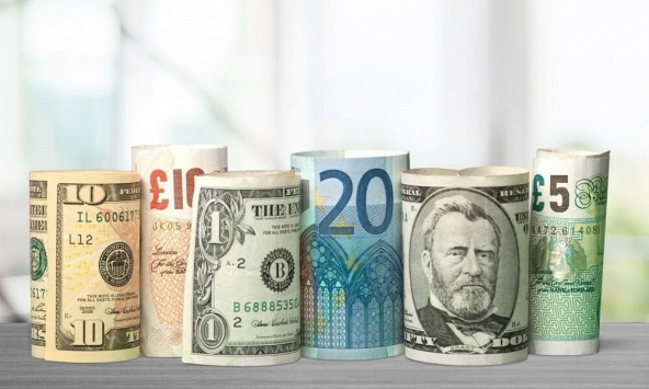 Giá USD hôm nay 13/7: USD tiếp tục tăng, Euro về đáy 20 năm