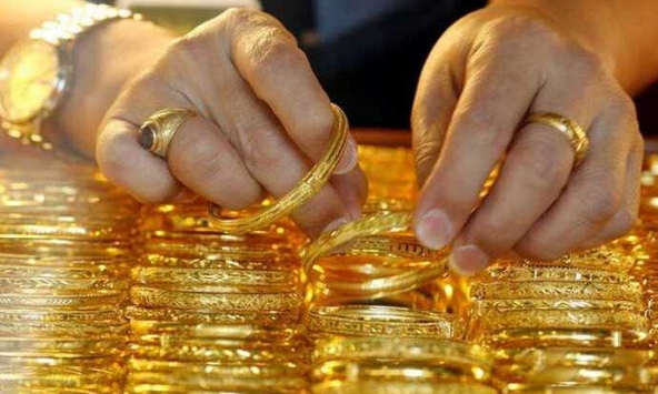 Giá vàng hôm nay 13/7: Sẽ còn giảm nữa