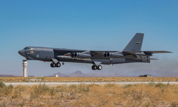 Mỹ thử nghiệm thành công cặp tên lửa siêu thanh Lockheed 