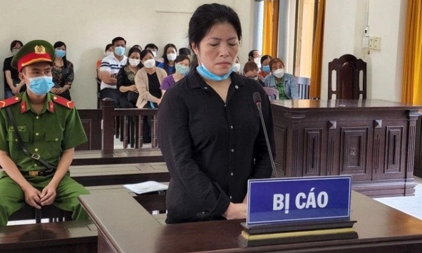 Ăn chặn hàng tỷ đồng, nữ hiệu trưởng lãnh 24 năm tù