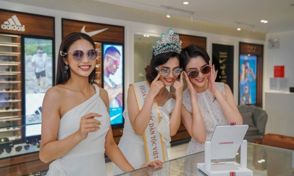 Dàn hoa hậu tham quan mua sắm tại đại lộ shophouse NovaWorld Ho Tram