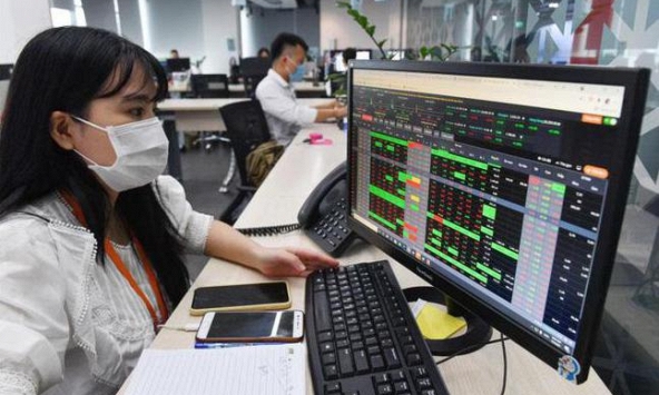 Chứng khoán chiều 20/7: VN-Index bật tăng mạnh