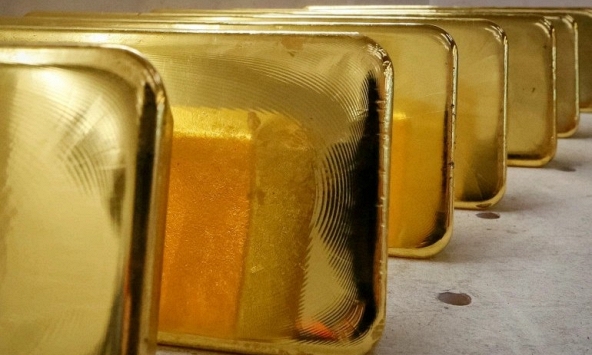 EU đồng ý lệnh cấm vận vàng của Nga, đóng băng tài sản của Sberbank