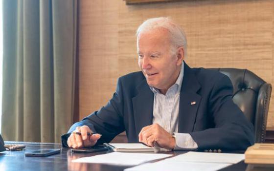 Sức khỏe của ông Biden thế nào sau khi mắc COVID-19?