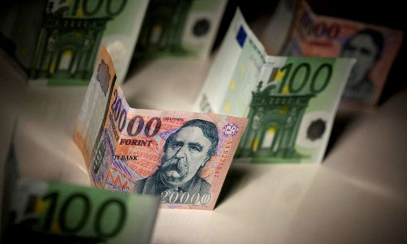 Giá USD hôm nay 22/7: USD trượt giá, Euro tăng