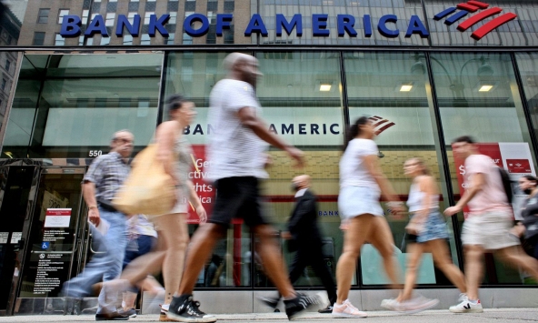 Người giàu Mỹ tăng cường vay nợ, bất chấp lãi suất tăng và lo ngại suy thoái: 'Đây là lúc người giàu kiếm tiền'