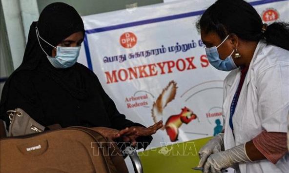 Các nước tăng cường đối phó đậu mùa khỉ