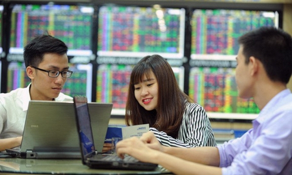 Chứng khoán hôm nay 26/7: VN-Index ảm đạm