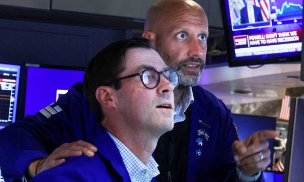 Chứng khoán tăng điểm sau kết quả cuộc họp của Fed