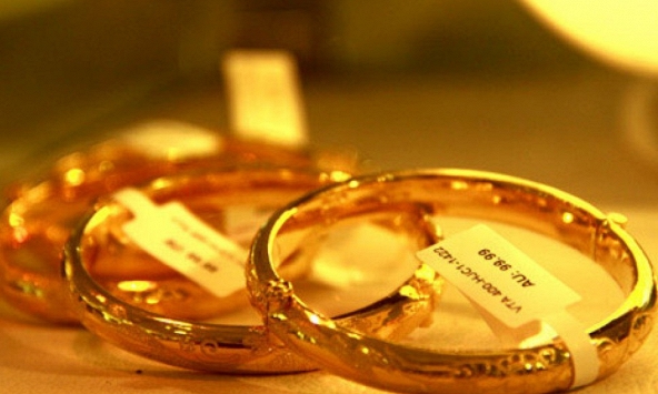 Giá vàng hôm nay 28/7: Hồi hộp chờ cuộc họp của Fed