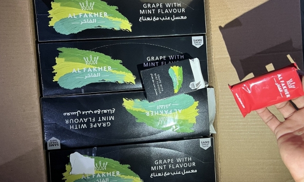 Phát hiện 210.600 bao nghi là shisha cất giấu trong kho tại Bình Dương