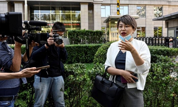 Người phụ nữ Trung Quốc thua kiện vụ đông lạnh trứng của mình