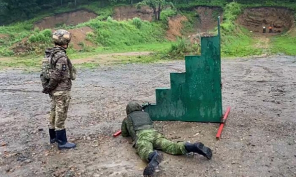 Nga chi tiền khủng để chiêu mộ tình nguyện viên cho cuộc chiến Ukraina