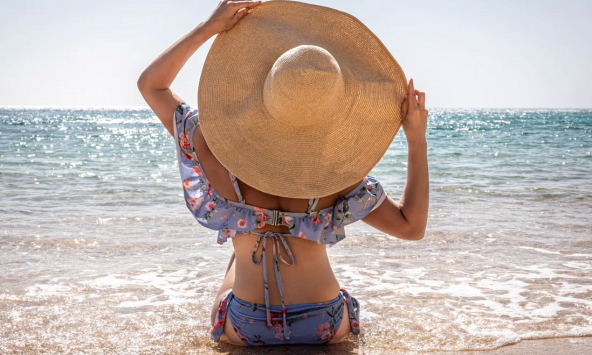 
5 lời khuyên của chuyên gia về cách tạo thói quen chăm sóc da tốt nhất cho mùa hè