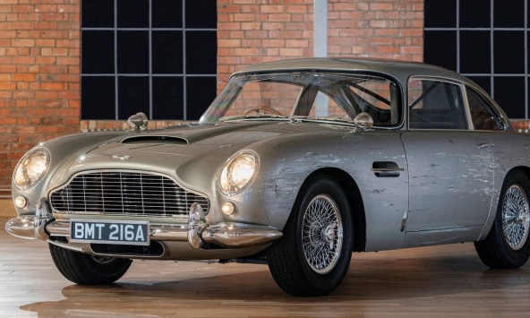 Đấu giá chiếc Aston Martin DB5 của James Bond trong 'No Time to Die'