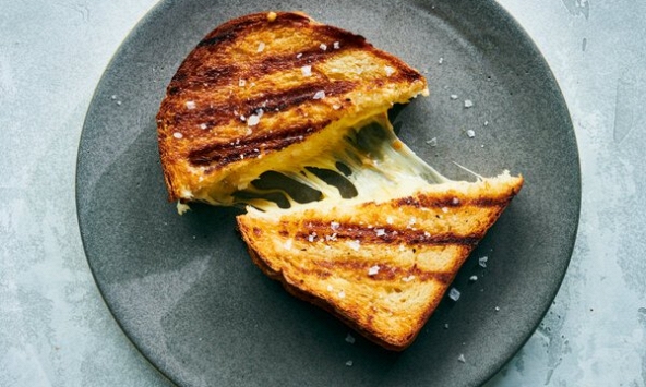 Món ngon mỗi ngày: Sandwich nướng phô mai