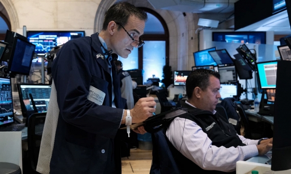 Thị trường chứng khoán thế giới bắt đầu giai đoạn giao dịch trong tháng mới