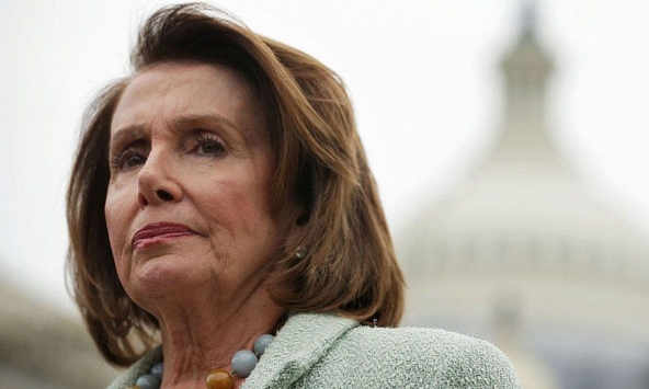 Tàu chiến Trung Quốc 'dí sát' Đài Loan trước chuyến thăm của bà Nancy Pelosi