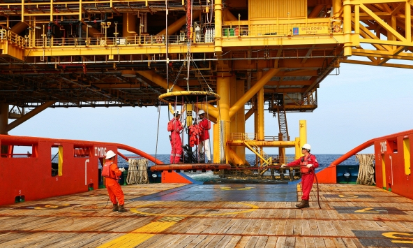 Cổ phiếu khuyến nghị 3/8: DXG, PVT, GMD, VCB, POW, MWG, CTG, HPG