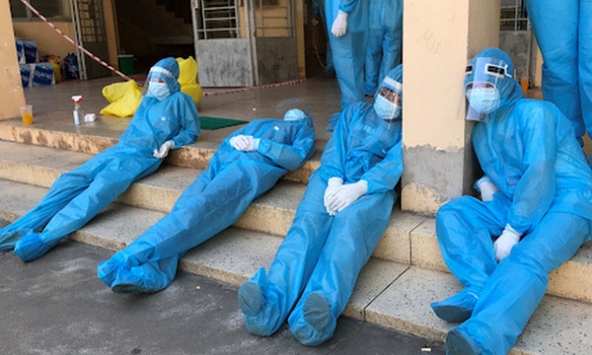 Hà Nội đề xuất hỗ trợ nhân viên y tế tối đa 10 triệu đồng