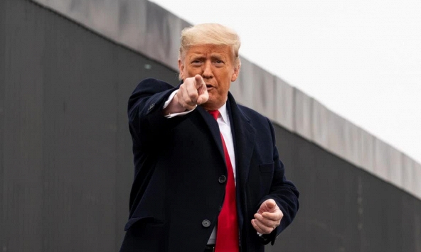 Điều gì xảy ra tiếp theo với Donald Trump, sau khi bị FBI khám xét nhà riêng?