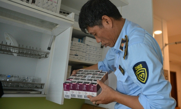 Hà Nội phát hiện kho thuốc tây bất hợp pháp núp trong chung cư cao cấp