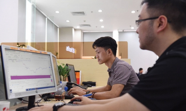 Cổ phiếu thép và chứng khoán giúp VN-Index vượt mức 1.260 điểm