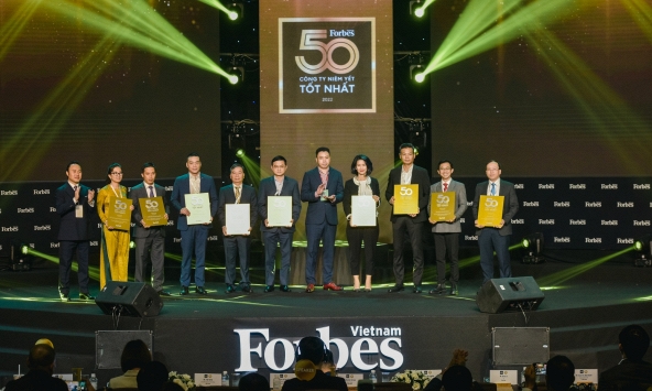 Vinamilk và 10 năm khẳng định vị trí trong danh sách 50 công ty niêm yết tốt nhất Việt Nam của Forbes