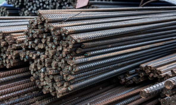 Giá thép xây dựng giảm đến 5 triệu đồng/tấn sau 13 lần điều chỉnh