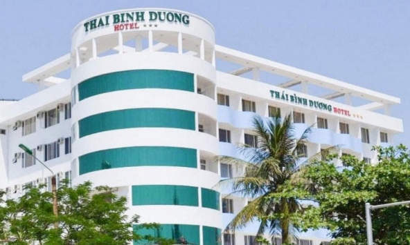 Bé gái 10 tuổi chết đuối thương tâm tại bể bơi khách sạn Thái Bình Dương