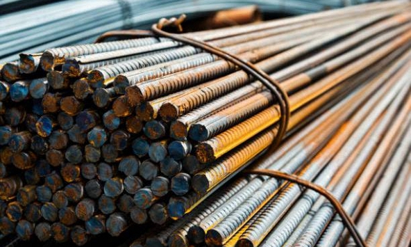 Giá quặng sắt xuống thấp nhất 3 tuần