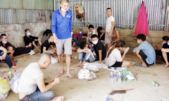 40 người Việt trốn chạy khỏi casino Campuchia, vượt sông về nước