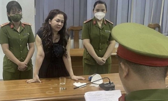 Gia hạn tạm giam đối với bà Phương Hằng