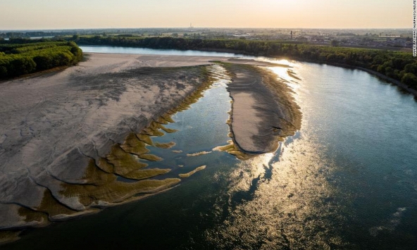 Thời tiết khắc nghiệt, các con sông trên thế giới trông như thế nào khi nhìn từ không gian?