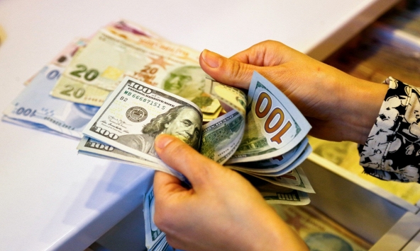 Giá USD hôm nay 24/8: USD hạ nhiệt, nhưng vẫn ở mức cao