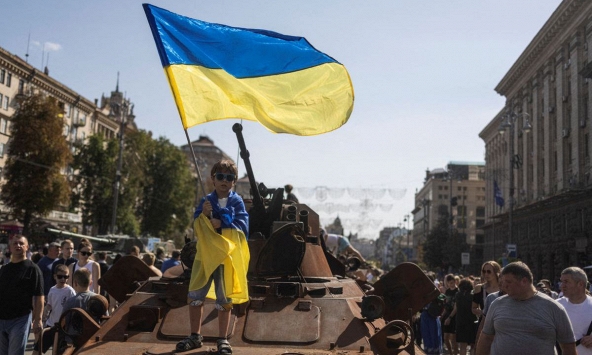 Ukraina tuyên bố đáp trả mạnh mẽ nếu Nga tấn công vào dịp lễ Quốc khánh
