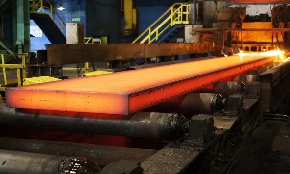 Giá thép xây dựng giảm lần thứ 15 liên tiếp