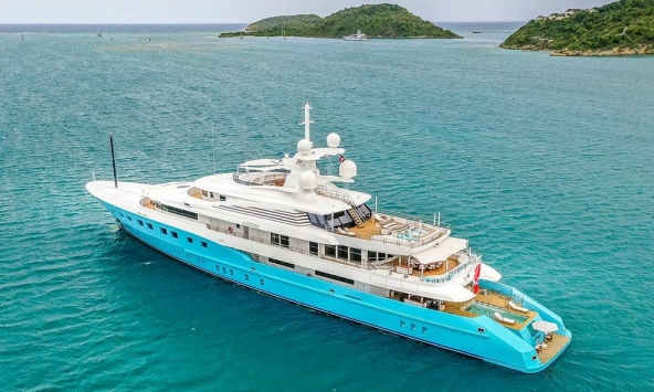 Siêu du thuyền liên quan đến nhà tài phiệt Nga được bán đấu giá ở Gibraltar