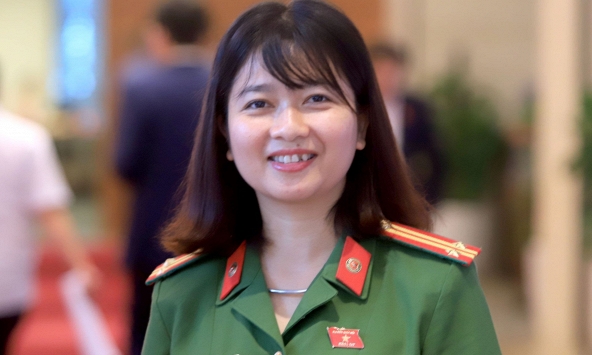 Nữ Trung tá Công an từng 'gây sốt' nghị trường được điều động làm Phó giám đốc Công an tỉnh Gia Lai