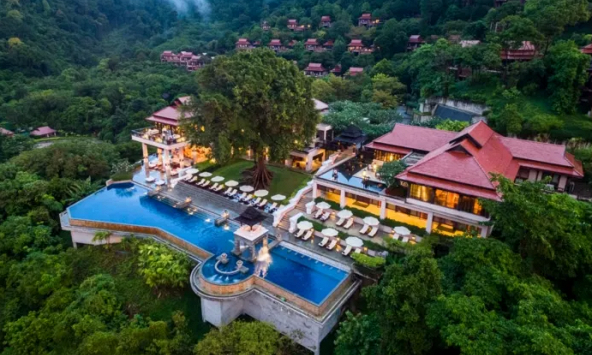 Các khách sạn ASEAN trải thảm đỏ cho 'du lịch trả thù'